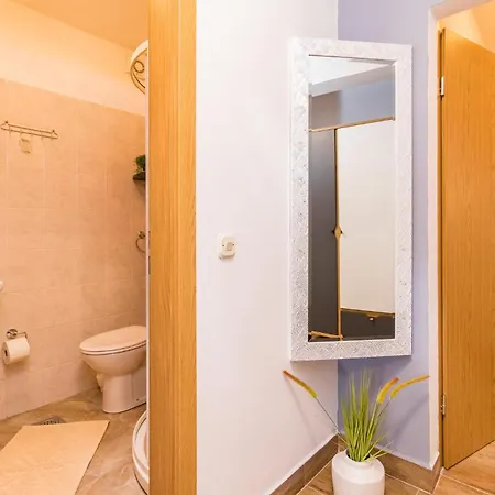 2 Bedroom Stunning In