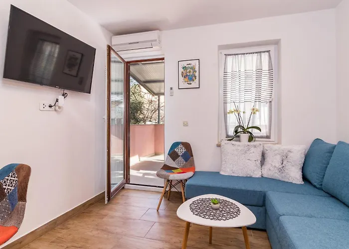 2 Bedroom Stunning In