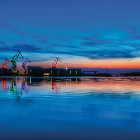 2 Bedroom Stunning In Пула